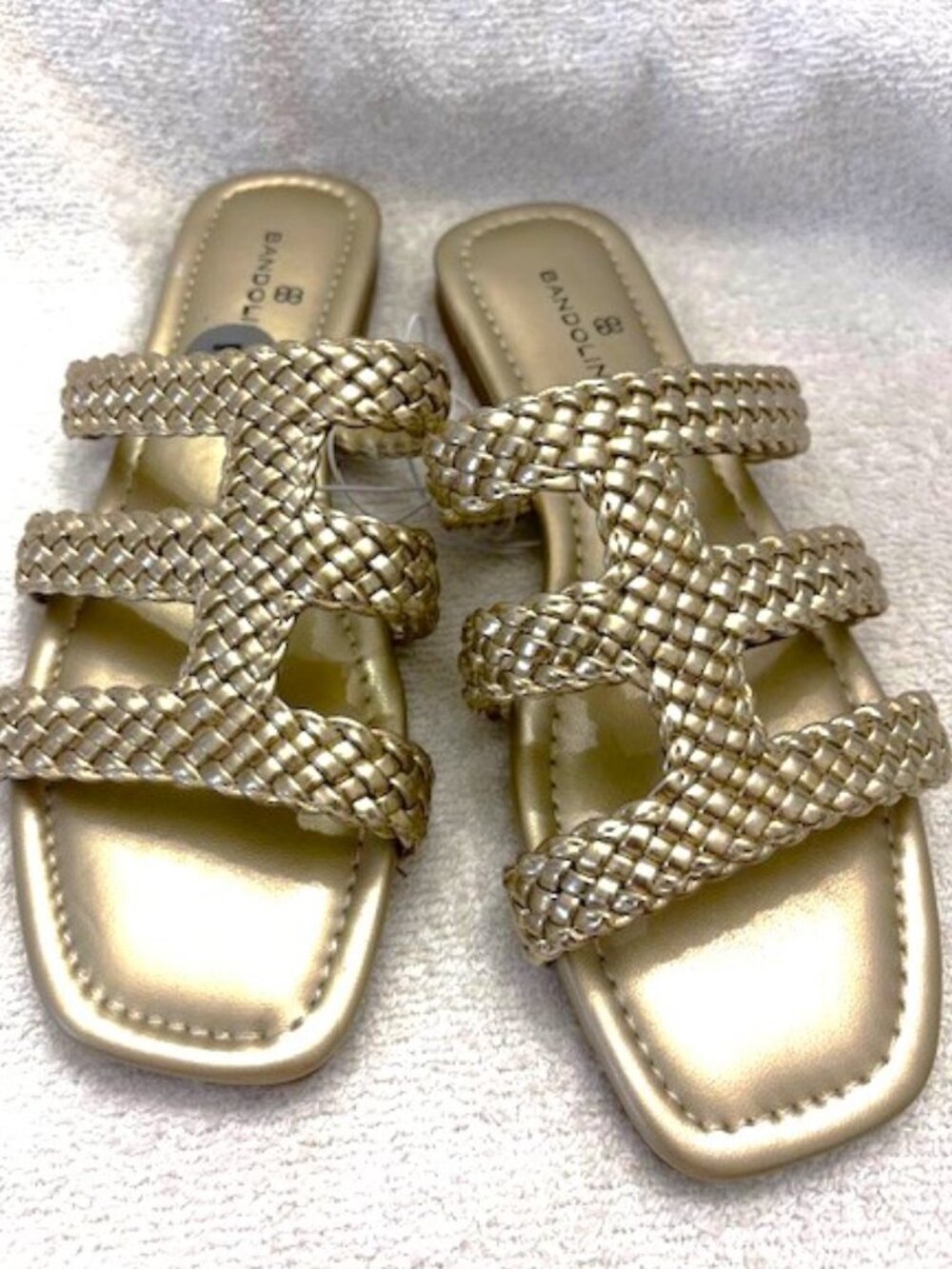 Bandolino 'Sumer' metallic gold woven strap low heel slip on sandals Size 7